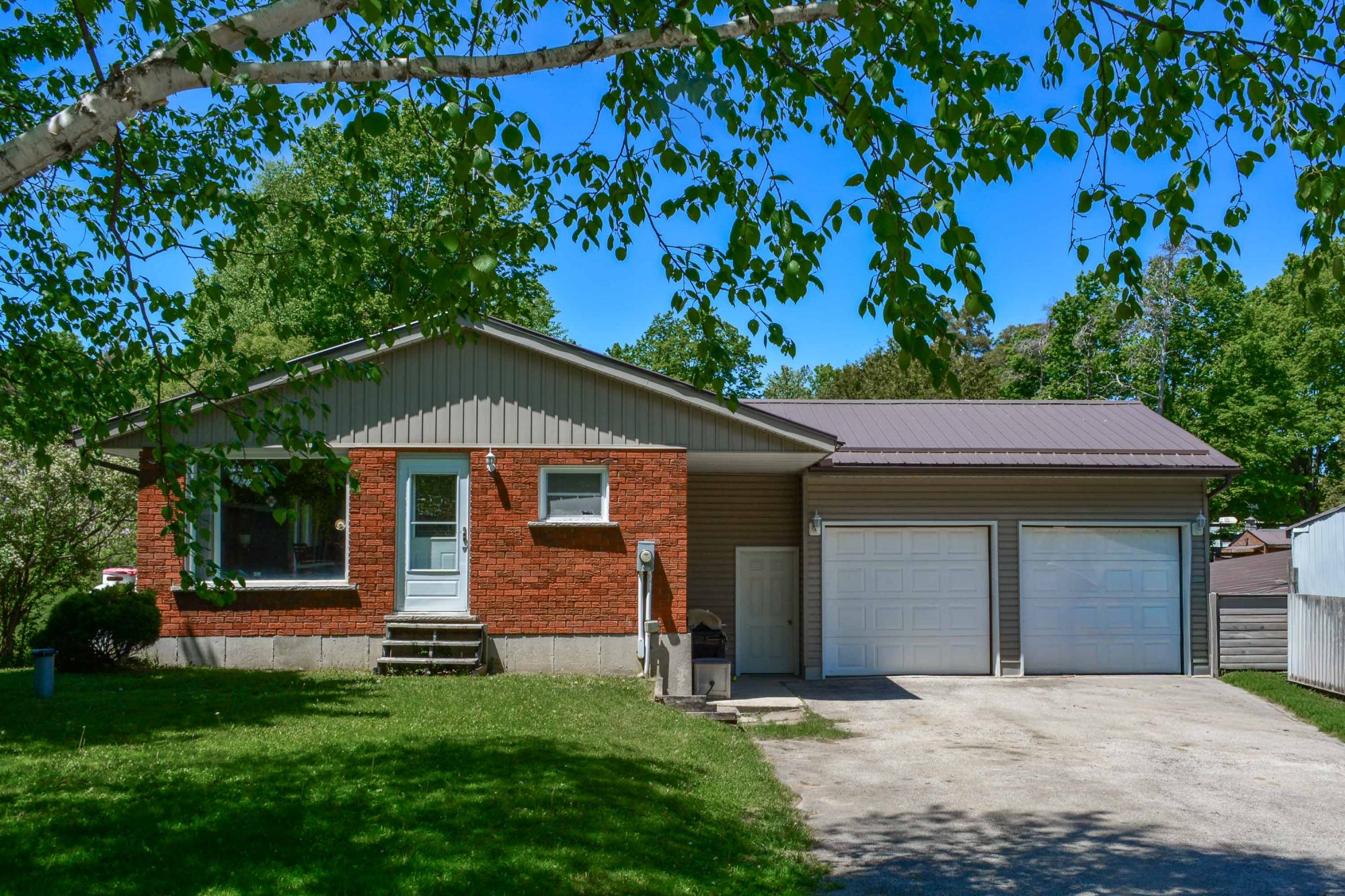 580293 SIDEROAD 60, BERKELEY