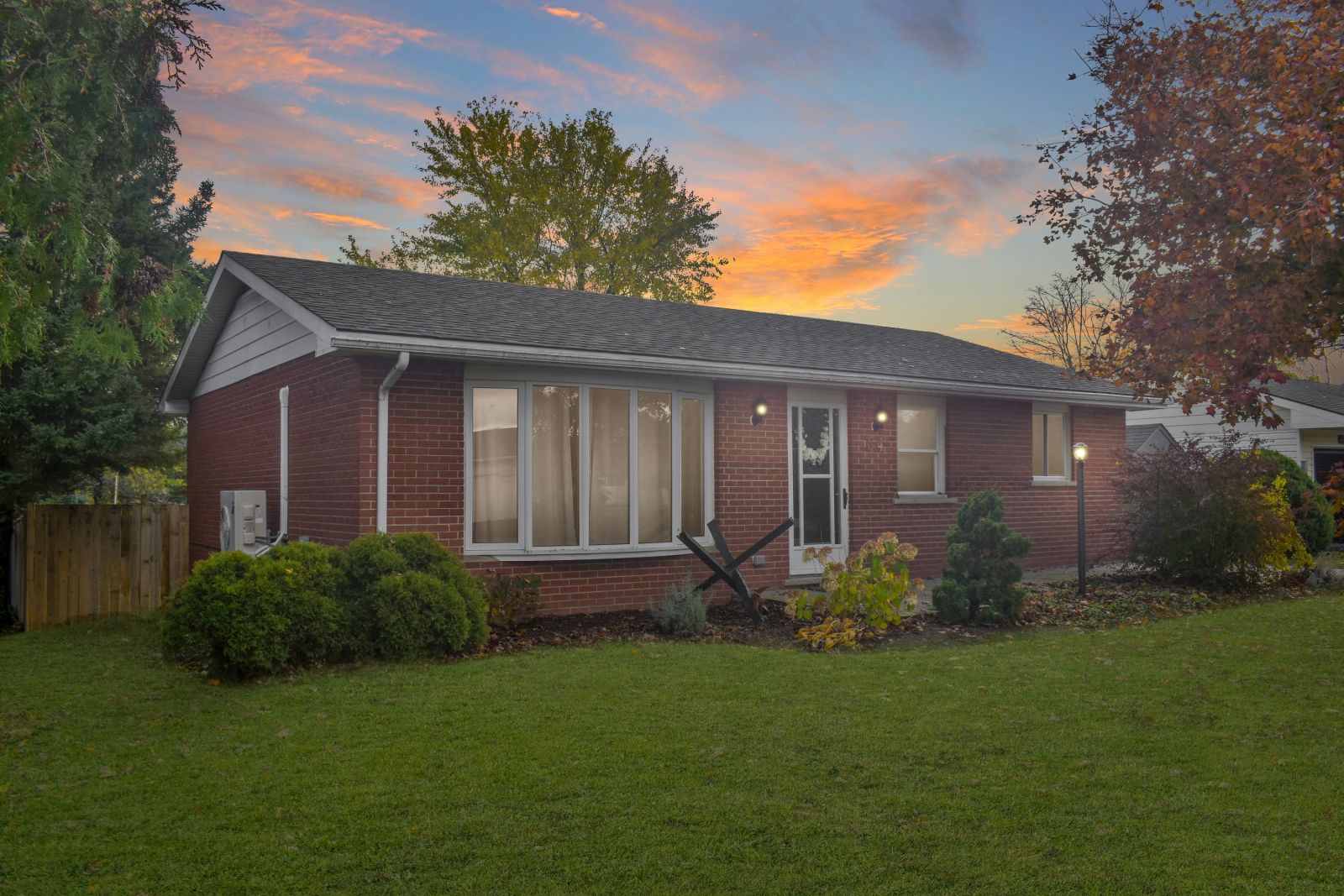Charming Bungalow on Quiet Street