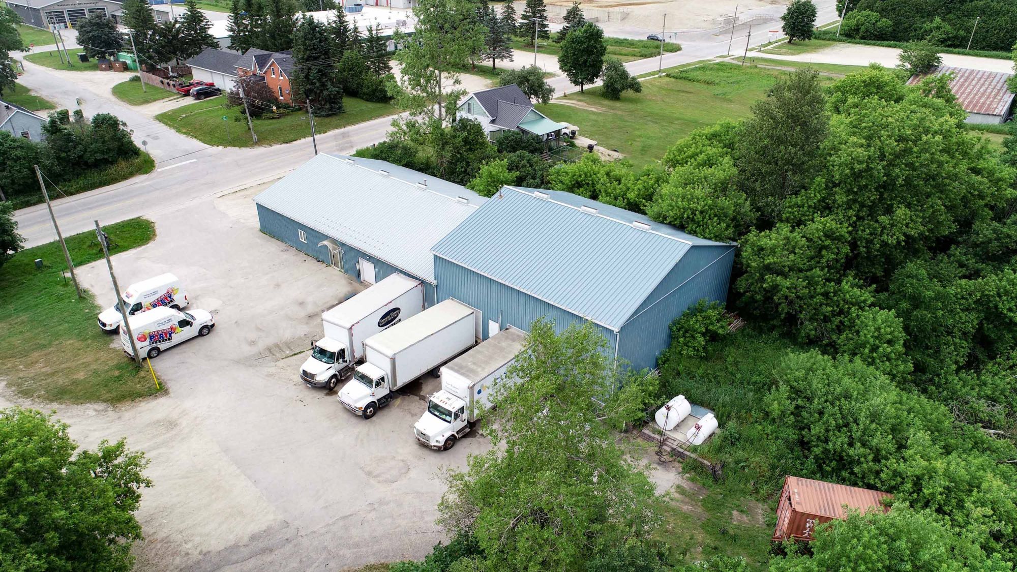 Commercial Building in Markdale